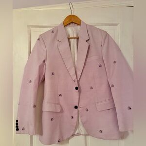 Elegant Light Pink Blazer with Embroidered Accents